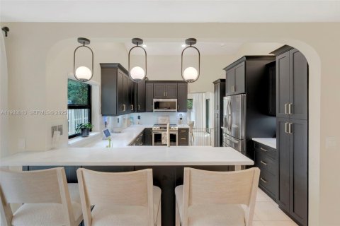 House in Weston, Florida 3 bedrooms, 177.81 sq.m. № 1991804 - photo 28