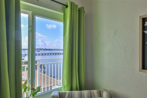 Condo in Daytona Beach, Florida, 2 bedrooms  № 1798379 - photo 21