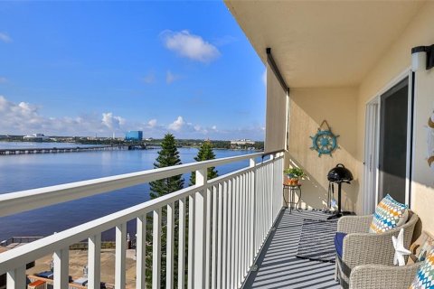 Condo in Daytona Beach, Florida, 2 bedrooms  № 1798379 - photo 6