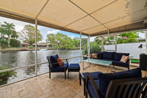 Villa ou maison à vendre à Wilton Manors, Floride: 3 chambres, 204.76 m2 № 2146178 - photo 3