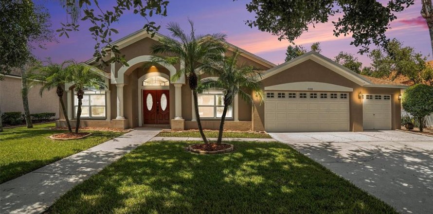 Casa en Odessa, Florida 4 dormitorios, 239.13 m2 № 1901071