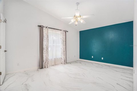 House in Odessa, Florida 4 bedrooms, 239.13 sq.m. № 1901071 - photo 19