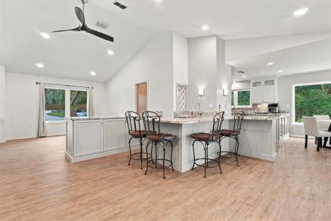 Casa en venta en Fort MC Coy, Florida, 4 dormitorios, 384.06 m2 № 2387358 - foto 12