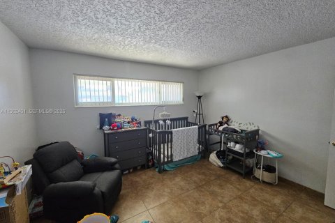 Villa ou maison à vendre à Sunrise, Floride: 3 chambres, 111.48 m2 № 2024075 - photo 8