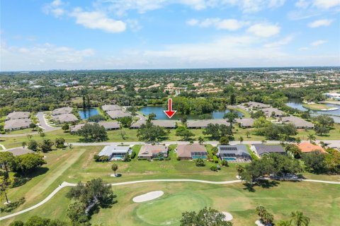 Condo in Sarasota, Florida, 3 bedrooms № 2156637 - photo 25