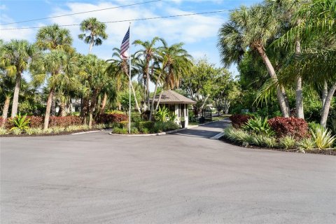 Condo in Sarasota, Florida, 3 bedrooms № 2156637 - photo 29