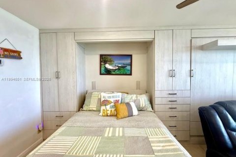 Купить кондоминиум в Санни-Айлс-Бич, Флорида 33.44м2, № 2056252 - фото 6