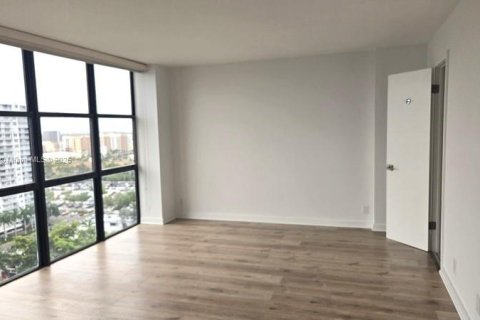 Condominio en venta en Aventura, Florida, 2 dormitorios, 122.82 m2 № 1774426 - foto 24