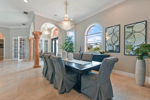 House in Port Charlotte, Florida 3 bedrooms, 323.39 sq.m. № 1758443 - photo 13