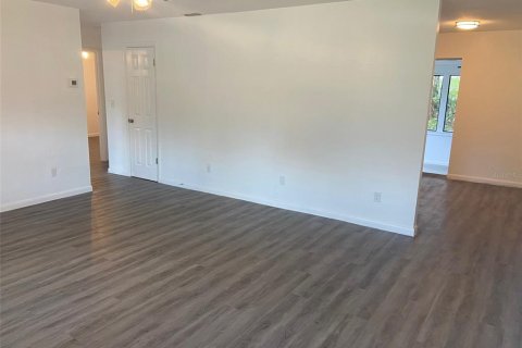 Casa en alquiler en Clermont, Florida, 2 dormitorios, 93.65 m2 № 1902211 - foto 8