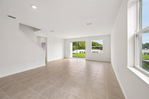 House in Palmetto, Florida 4 bedrooms, 223.06 sq.m. № 2226515 - photo 8