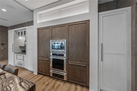 Casa en venta en Tampa, Florida, 3 dormitorios, 353.77 m2 № 2345374 - foto 13