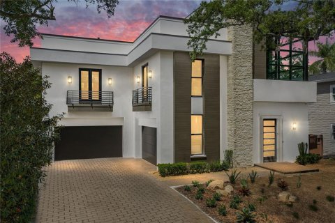 Casa en venta en Tampa, Florida, 3 dormitorios, 353.77 m2 № 2345374 - foto 3