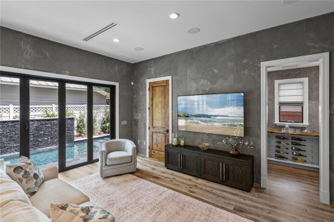 Casa en venta en Tampa, Florida, 3 dormitorios, 353.77 m2 № 2345374 - foto 15