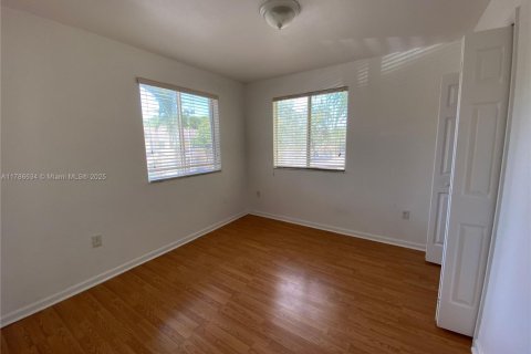 Touwnhouse à vendre à Homestead, Floride: 3 chambres, 132.2 m2 № 1862934 - photo 18
