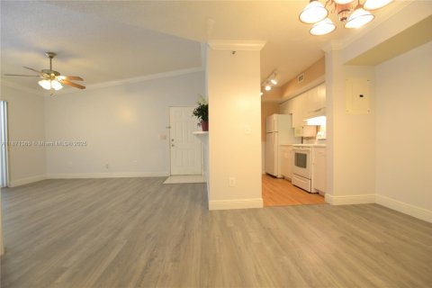 Copropriété à louer à Hypoluxo, Floride: 2 chambres, 85.19 m2 № 1919970 - photo 2