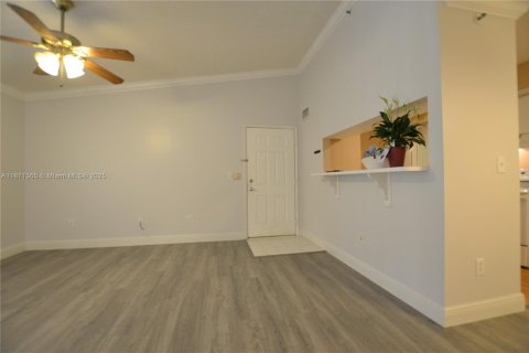 Copropriété à louer à Hypoluxo, Floride: 2 chambres, 85.19 m2 № 1919970 - photo 12
