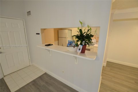 Copropriété à louer à Hypoluxo, Floride: 2 chambres, 85.19 m2 № 1919970 - photo 21
