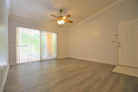Copropriété à louer à Hypoluxo, Floride: 2 chambres, 85.19 m2 № 1919970 - photo 3