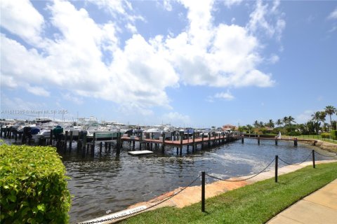 Copropriété à louer à Hypoluxo, Floride: 2 chambres, 85.19 m2 № 1919970 - photo 19