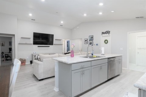 Villa ou maison à vendre à Haines City, Floride: 4 chambres, 143.72 m2 № 1901402 - photo 9