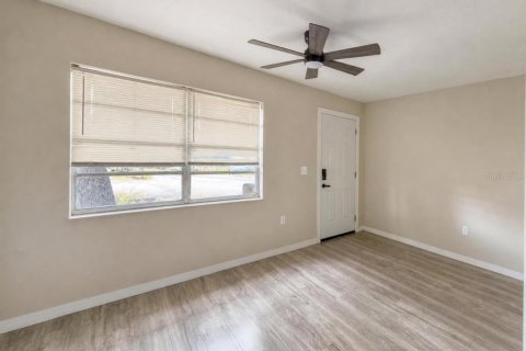 Apartment in Saint Petersburg, Florida 1 bedroom, 40.13 sq.m. № 2394357 - photo 4
