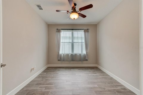 House in Daytona Beach, Florida 2 bedrooms, 180.14 sq.m. № 1567686 - photo 13