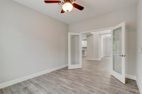 House in Daytona Beach, Florida 2 bedrooms, 180.14 sq.m. № 1567686 - photo 14