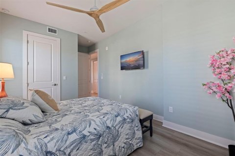 Снять в аренду кондоминиум в Мадейра - Бич, Флорида 4 комнаты, 160.44м2, № 1656897 - фото 26