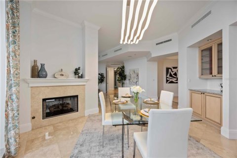 Condominio en alquiler en Sarasota, Florida, 3 dormitorios, 303.6 m2 № 1910257 - foto 14