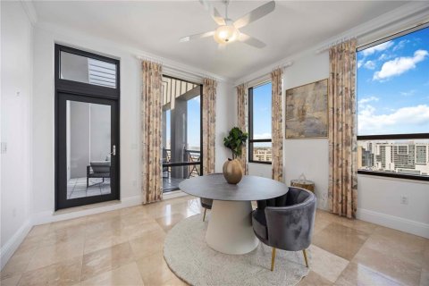 Copropriété à louer à Sarasota, Floride: 3 chambres, 303.6 m2 № 1910257 - photo 28