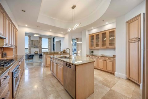 Condominio en alquiler en Sarasota, Florida, 3 dormitorios, 303.6 m2 № 1910257 - foto 24