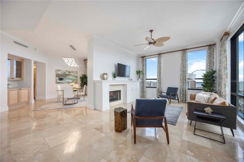 Condominio en alquiler en Sarasota, Florida, 3 dormitorios, 303.6 m2 № 1910257 - foto 17