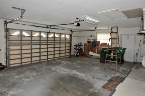House in Punta Gorda, Florida 3 bedrooms, 273.41 sq.m. № 1677229 - photo 30