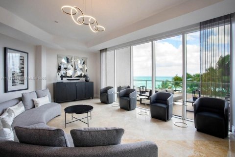 Condominio en venta en Sunny Isles Beach, Florida, 1 dormitorio, 86.4 m2 № 1729233 - foto 15