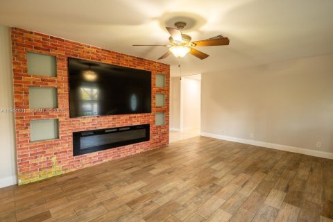 Casa en venta en Loxahatchee Groves, Florida, 3 dormitorios, 136.19 m2 № 2004588 - foto 28