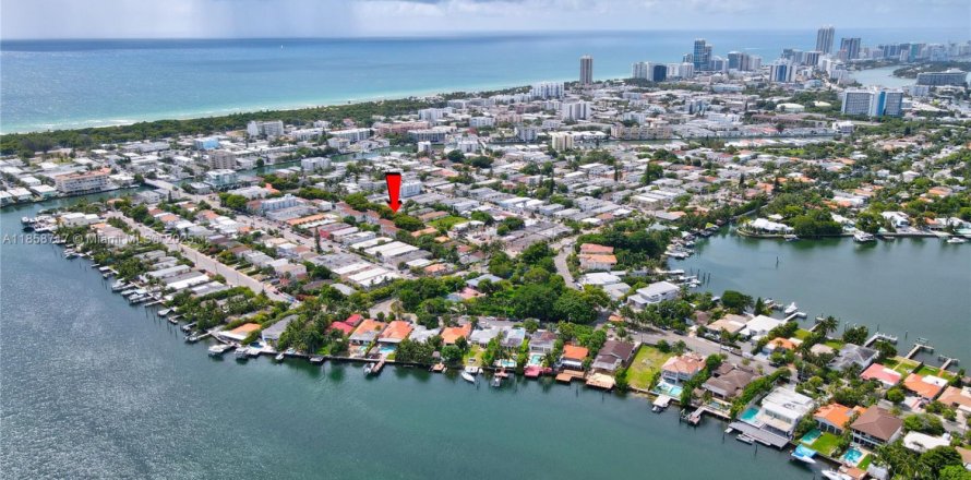 Propiedad comercial en Miami Beach, Florida № 1887357
