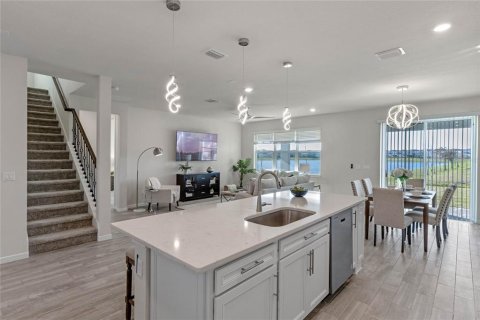 Casa en venta en Kissimmee, Florida, 4 dormitorios, 265.42 m2 № 1528853 - foto 10