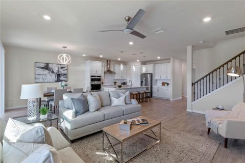 Casa en venta en Kissimmee, Florida, 4 dormitorios, 265.42 m2 № 1528853 - foto 17