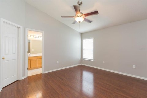 House in Land O' Lakes, Florida 3 bedrooms, 137.12 sq.m. № 2206995 - photo 20