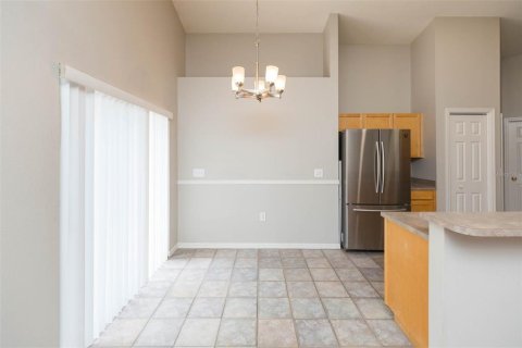 House in Land O' Lakes, Florida 3 bedrooms, 137.12 sq.m. № 2206995 - photo 9