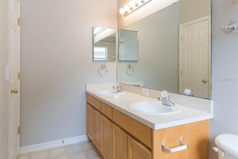 House in Land O' Lakes, Florida 3 bedrooms, 137.12 sq.m. № 2206995 - photo 22