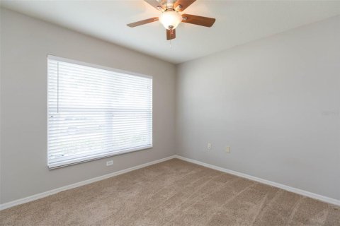 House in Land O' Lakes, Florida 3 bedrooms, 137.12 sq.m. № 2206995 - photo 23