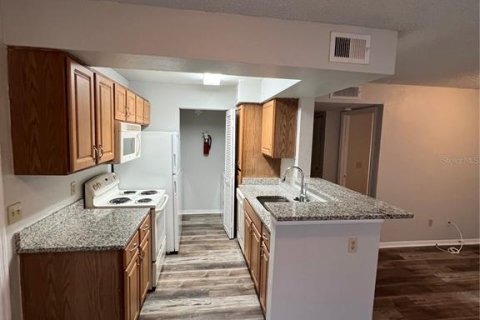 Купить кондоминиум в Орландо, Флорида 4 комнаты, 77.02м2, № 737491 - фото 13