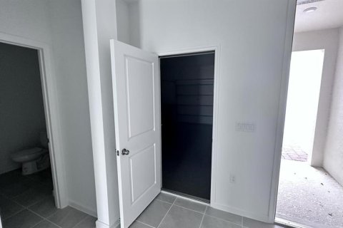 Adosado en alquiler en Kissimmee, Florida, 3 dormitorios, 136.85 m2 № 2228190 - foto 12