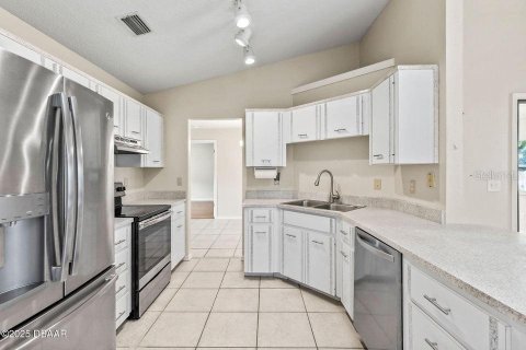 House in Ormond Beach, Florida 3 bedrooms, 169.45 sq.m. № 1849653 - photo 14