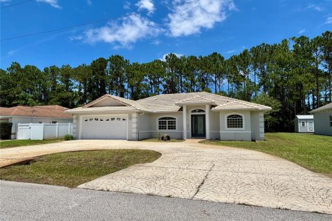 House in Palm Coast, Florida 3 bedrooms, 157.93 sq.m. № 1852940 - photo 2
