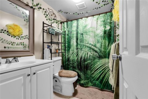 Condo in Plantation, Florida, 2 bedrooms  № 1701268 - photo 16