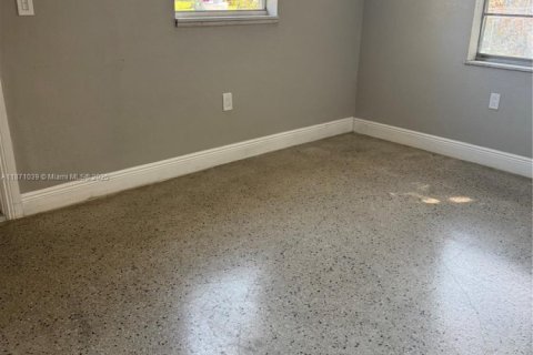 House in St. Lucie, Florida 3 bedrooms, 148.64 sq.m. № 1920074 - photo 6