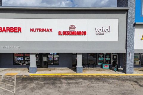 Commercial property in Fort Lauderdale, Florida № 1998473 - photo 18